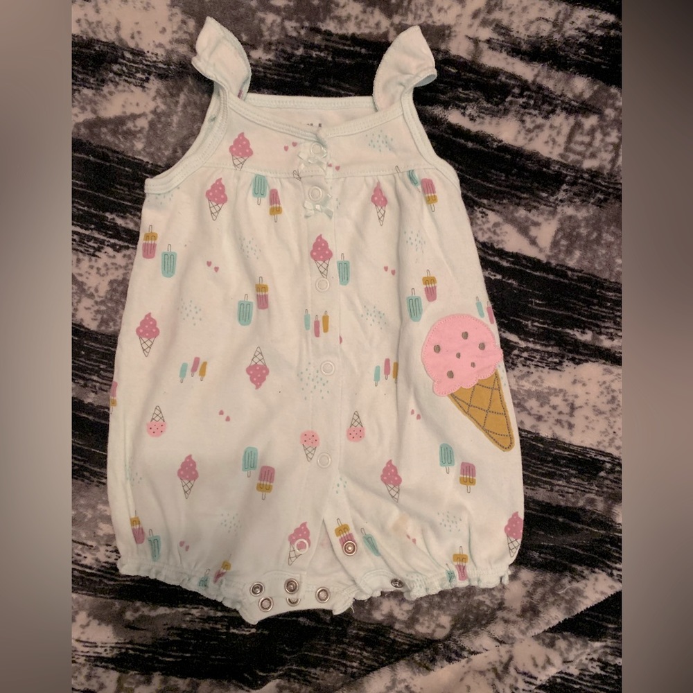 Adorable! Carters one piece outfit